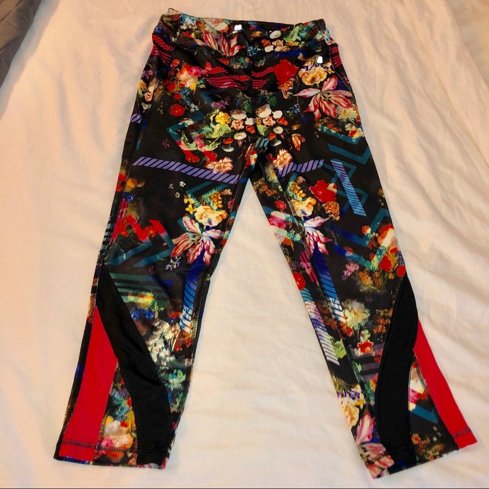 Floral Cropped Workout Pants